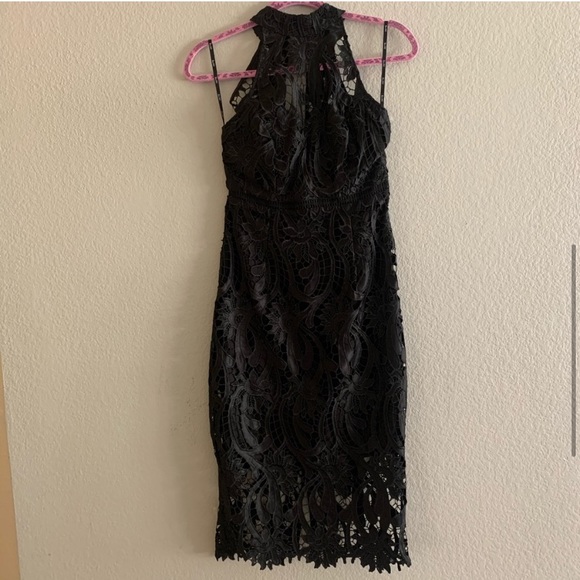 NWOT Bardot Isa Lace Halter Dress - Picture 5 of 8